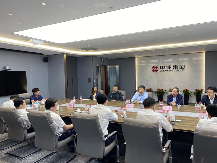朝陽(yáng)市長(zhǎng)謝衛(wèi)東考察中澤集團(tuán)北京總部